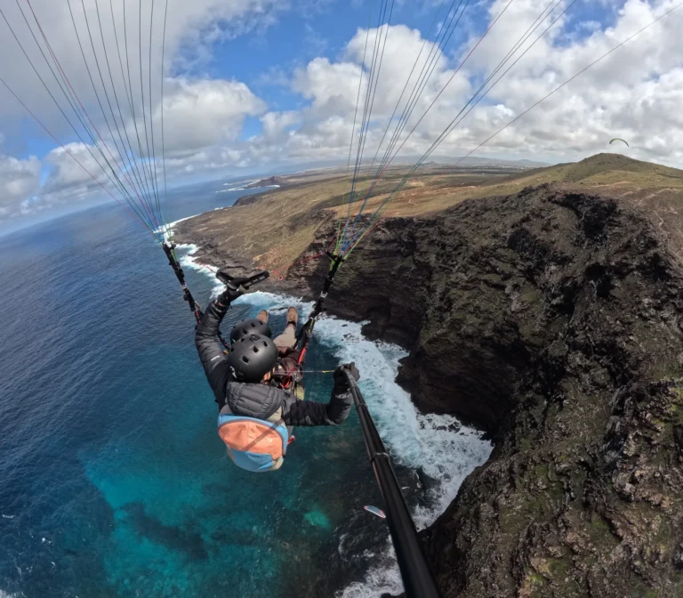 . ¿Es seguro volar en parapente biplaza en Lanzarote?